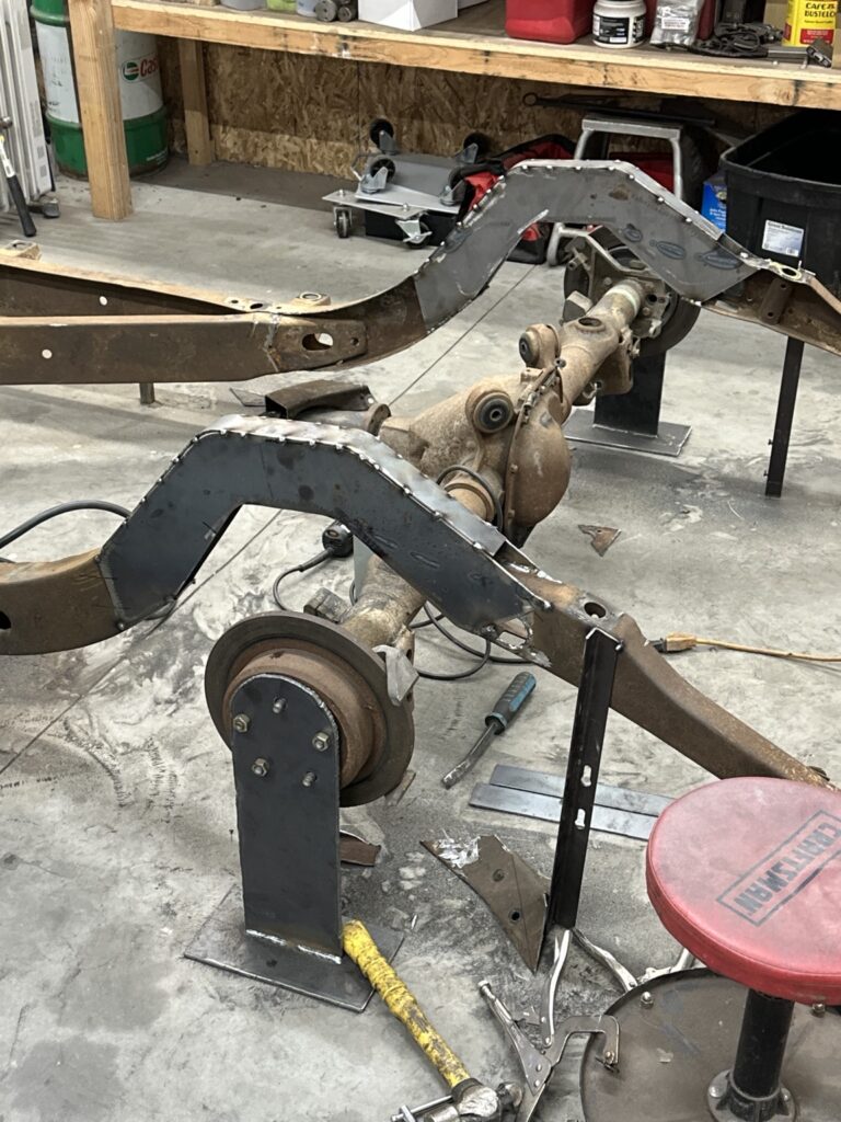 Both rear frame notches during tack-up.